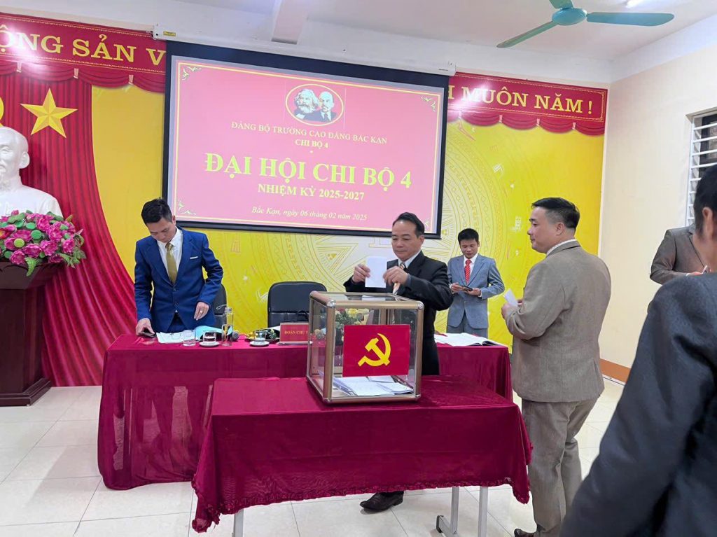 TRƯỜNG CAO ĐẲNG BẮC KẠN