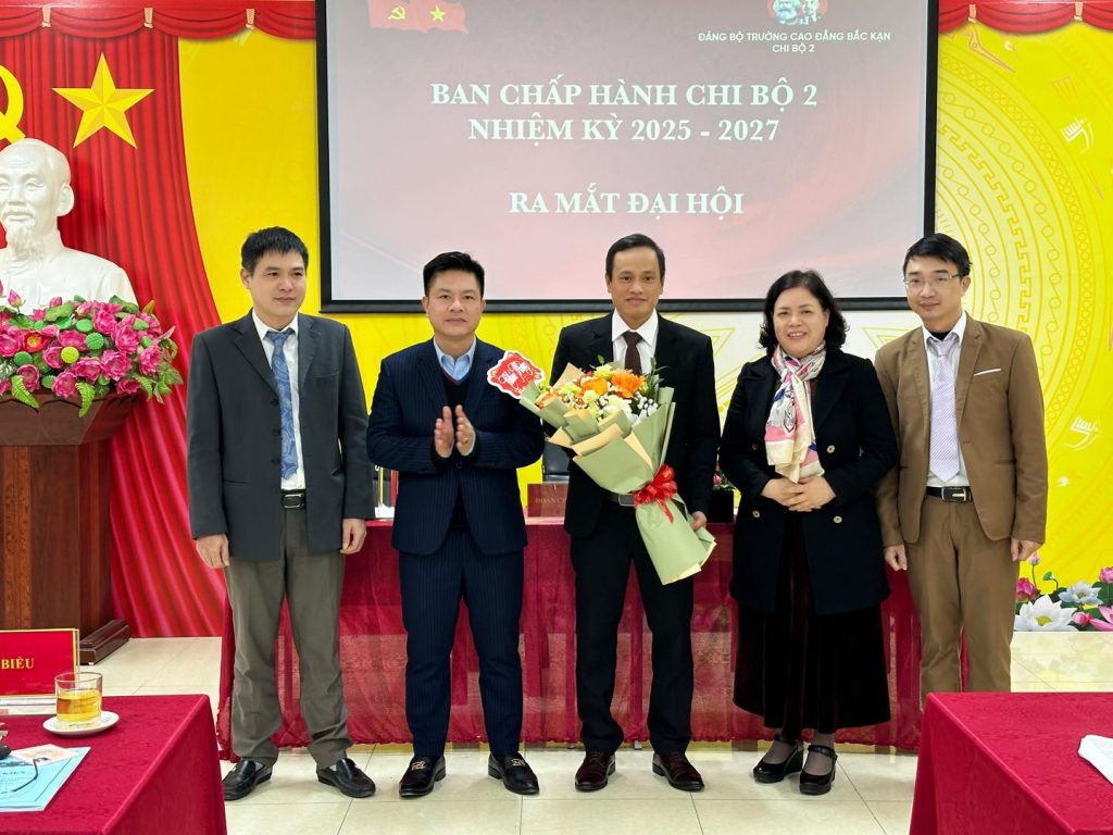 TRƯỜNG CAO ĐẲNG BẮC KẠN